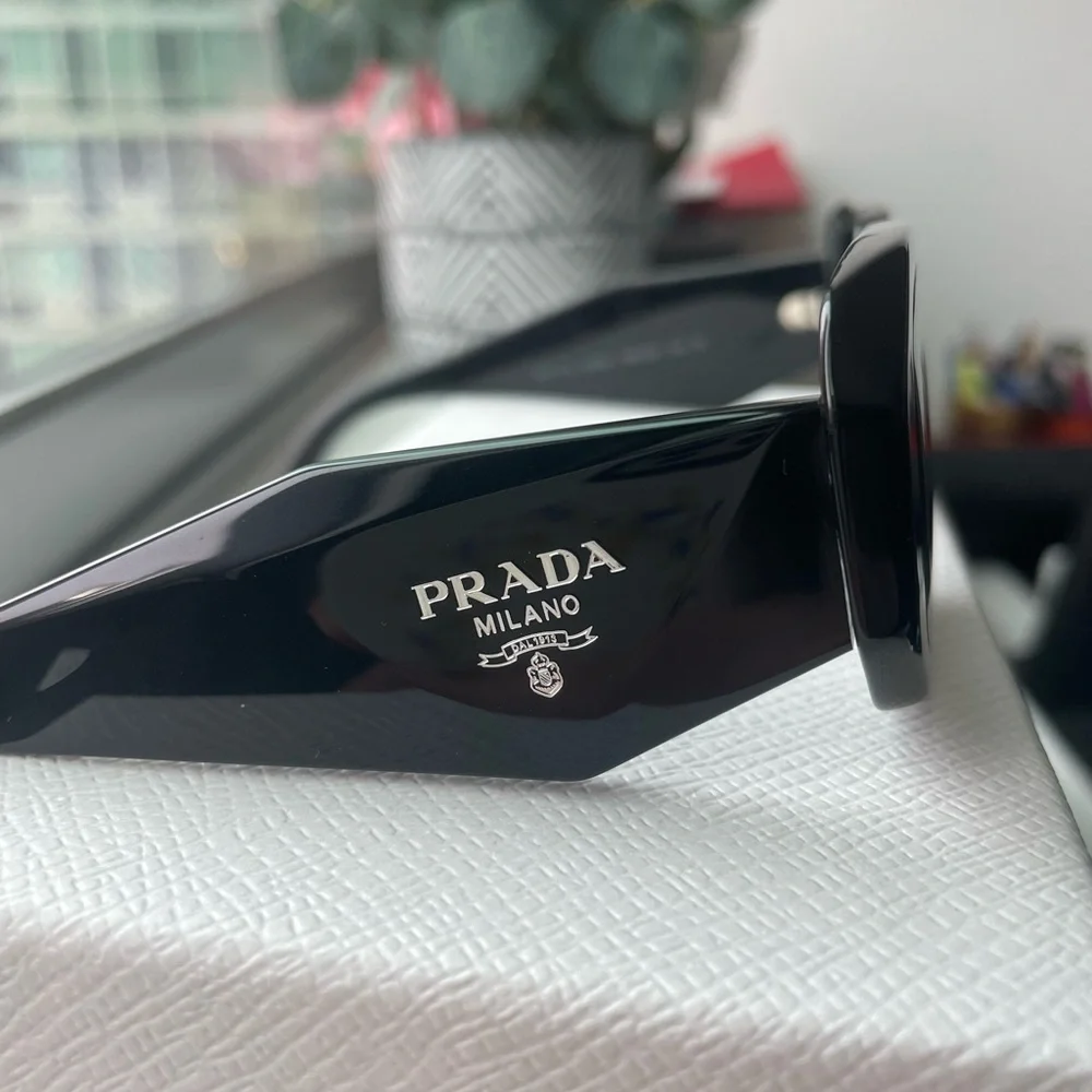 Prada Symbole (PR 17WS) Sunglasses - Picture 2 of 8